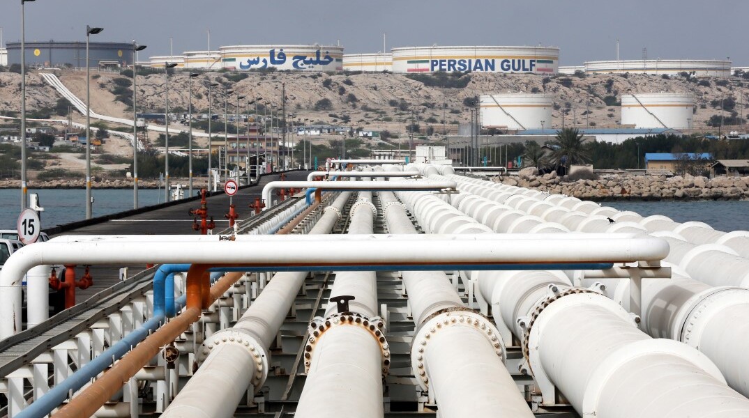 Εγκαταστάσεις μεταφοράς και αποθήκευσης πετρελαίου στο νησί Kharg του Ιράν