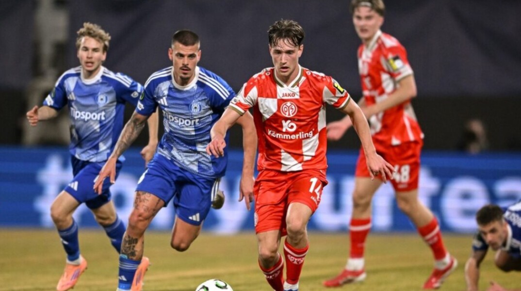 Conference League: Όρθια η ΑΕΚ Λάρνακας κόντρα στην Πάλας – Ισοπαλία για Μάιντζ, νίκη στο 93′ για Φιορεντίνα