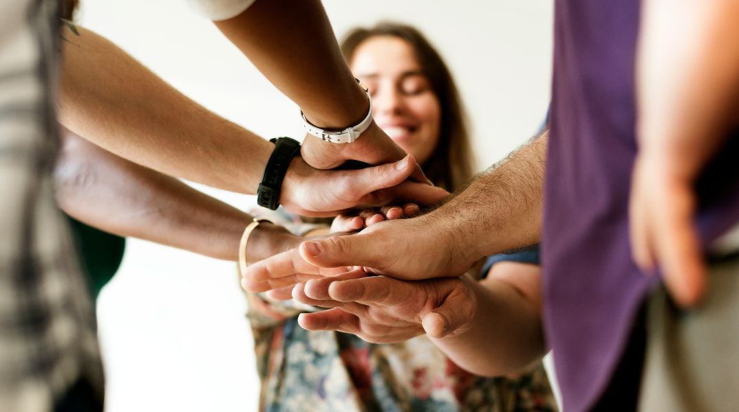 «Με την Πύρνα στην Πόλη»: Η Κηφισιά φιλοξενεί εκδηλώσεις τέχνης, υγείας και πολιτισμού από Μάρτιο έως Ιούνιο, με ελεύθερη είσοδο για όλους.