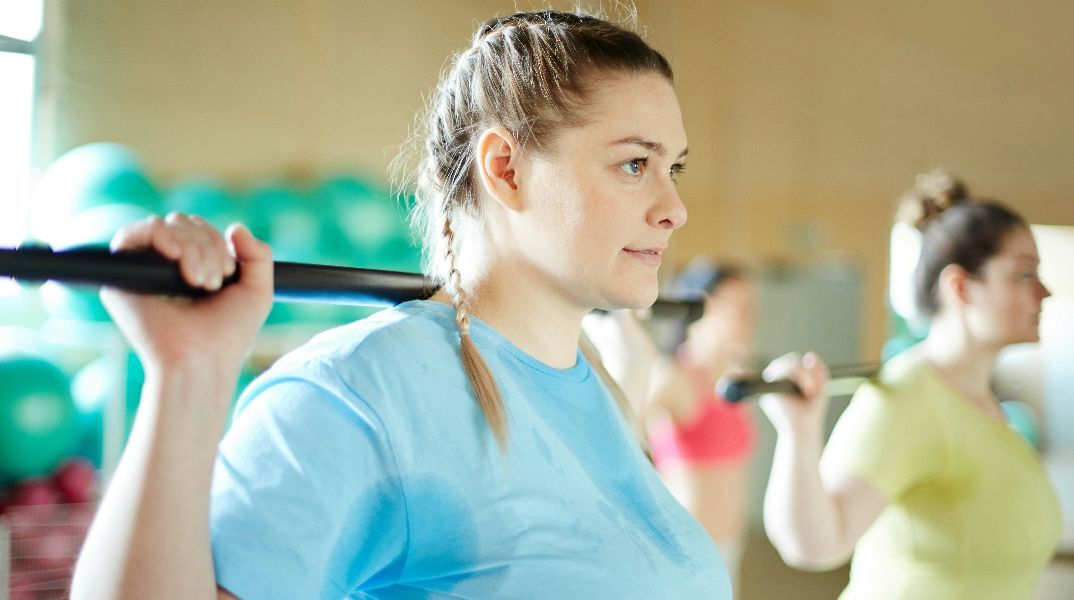 Μύθος ή αλήθεια: «Όσο περισσότερο γυμνάζεσαι, τόσο περισσότερο ιδρώνεις»