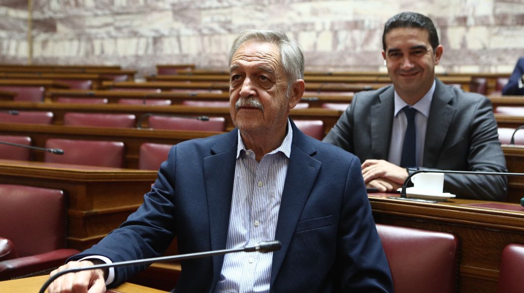 Ο Νίκος Ανδρουλάκης προτείνει τον Πάρι Κουκουλόπουλο για την θέση του Αντιπροέδρου της Βουλής