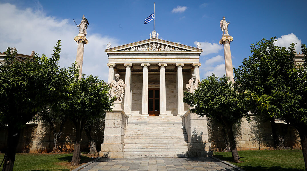 Ακαδημία Αθηνών: Ξενάγηση στο κορυφαίο νεοκλασικό κτίριο