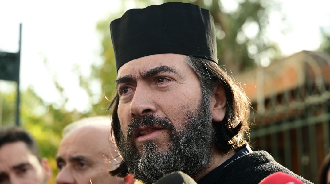 Πατέρας Αντώνιος: «Έχω κουραστεί πάρα πολύ, θέλω να δικαστώ» 