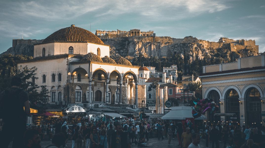 Δημοσκόπηση MRB: 7 στους 10 Έλληνες δεν θέλουν εμπλοκή της Ελλάδας στον πόλεμο στο Ιράν