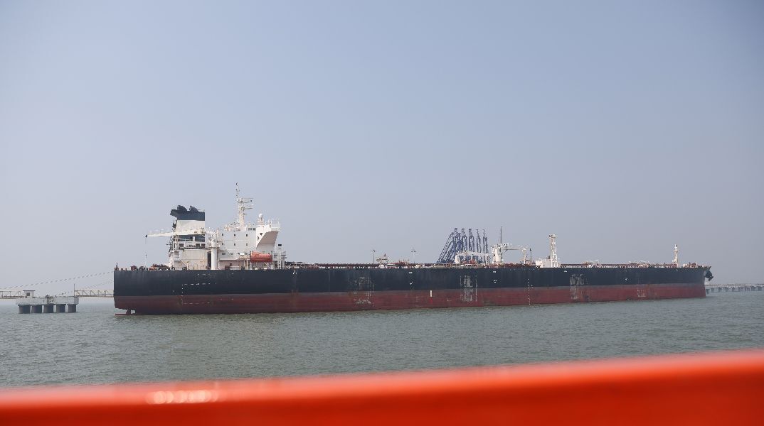 Πώς το Ιράν ελέγχει τα Στενά του Ορμούζ - Τα τρία μεγάλα νησιά και οι επιθέσεις στα δεξαμενόπλοια