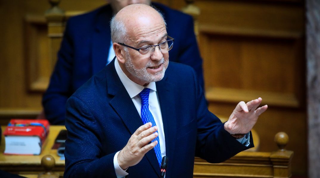 Φλωρίδης για δίκη Τεμπών: Έπρεπε να μπουν πρώτα οι δικηγόροι και μετά το κοινό - Πρέπει να γίνει σωστή ταξιθεσία 