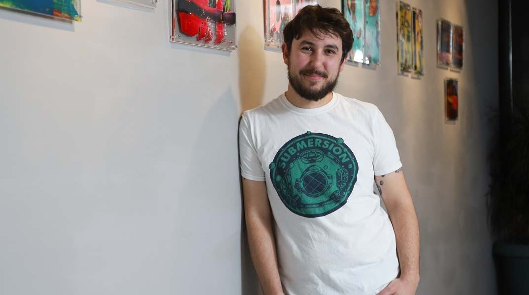 Ο Βασίλης Γκογκίδης και το οικοσύστημα μιας μουσικής σκηνής