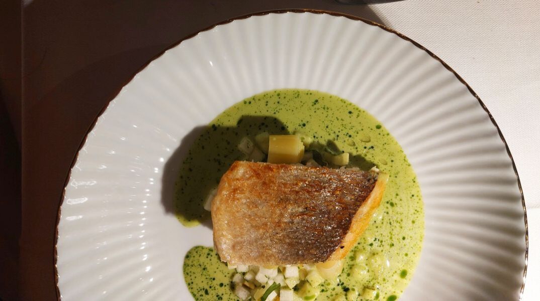 1890: Στο νέο εστιατόριο της Αγίας Ειρήνης το fine dining είναι νόστιμο