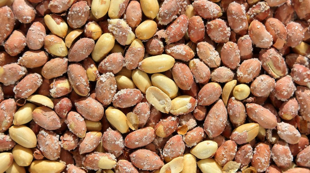 Ο ΕΦΕΤ ανακαλεί αράπικο φιστίκι λόγω παρουσίας αφλατοξινών - Μην το καταναλώσετε