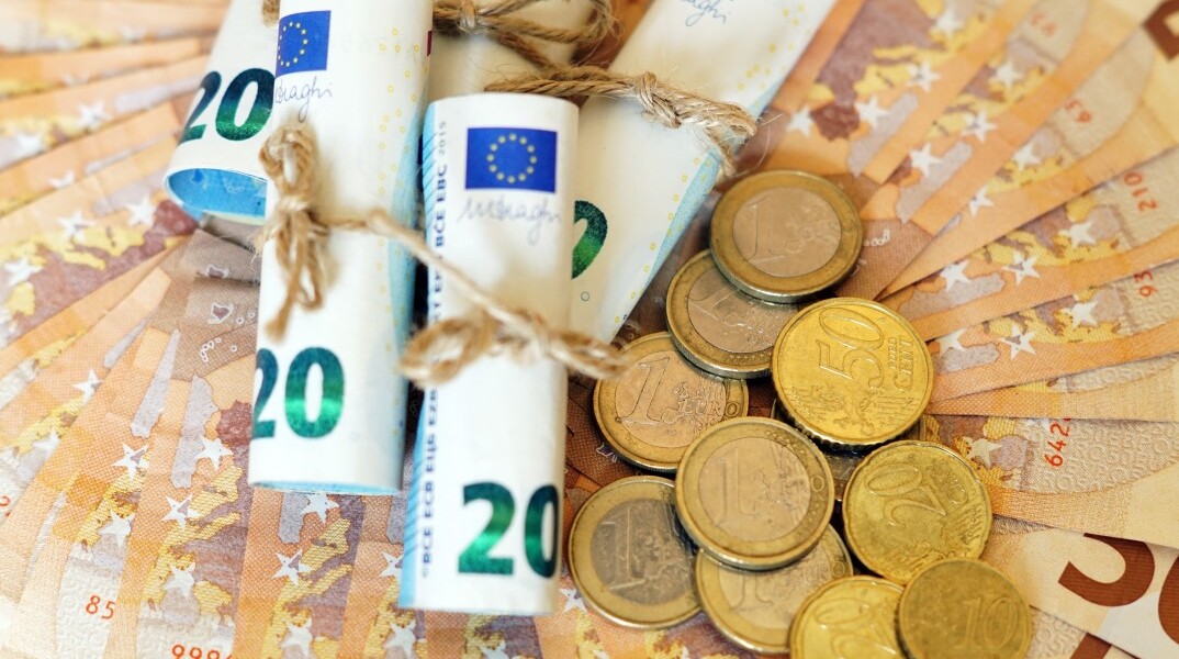 Χαρτονομίσματα και κέρματα του ευρώ