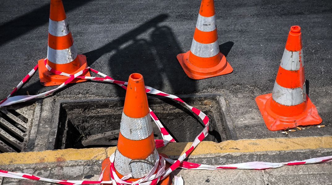 Βόλος: 80χρονος έπεσε σε φρεάτιο - Έμεινε εγκλωβισμένος όλη τη νύχτα