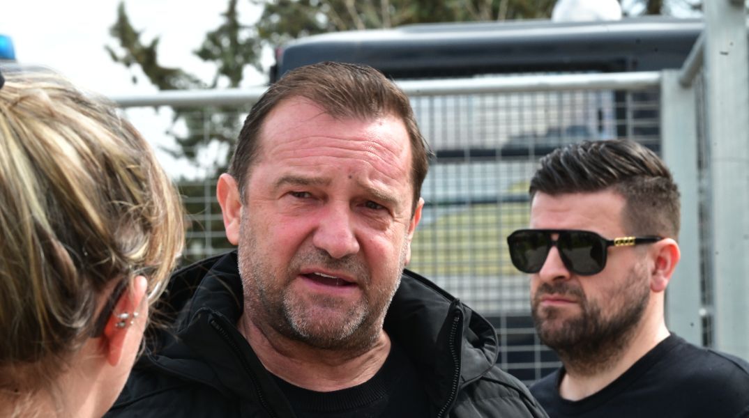 Οργισμένη ανάρτηση Νίκου Πλακιά: «Μήπως εσείς δεν θέλετε να γίνει η δίκη;»