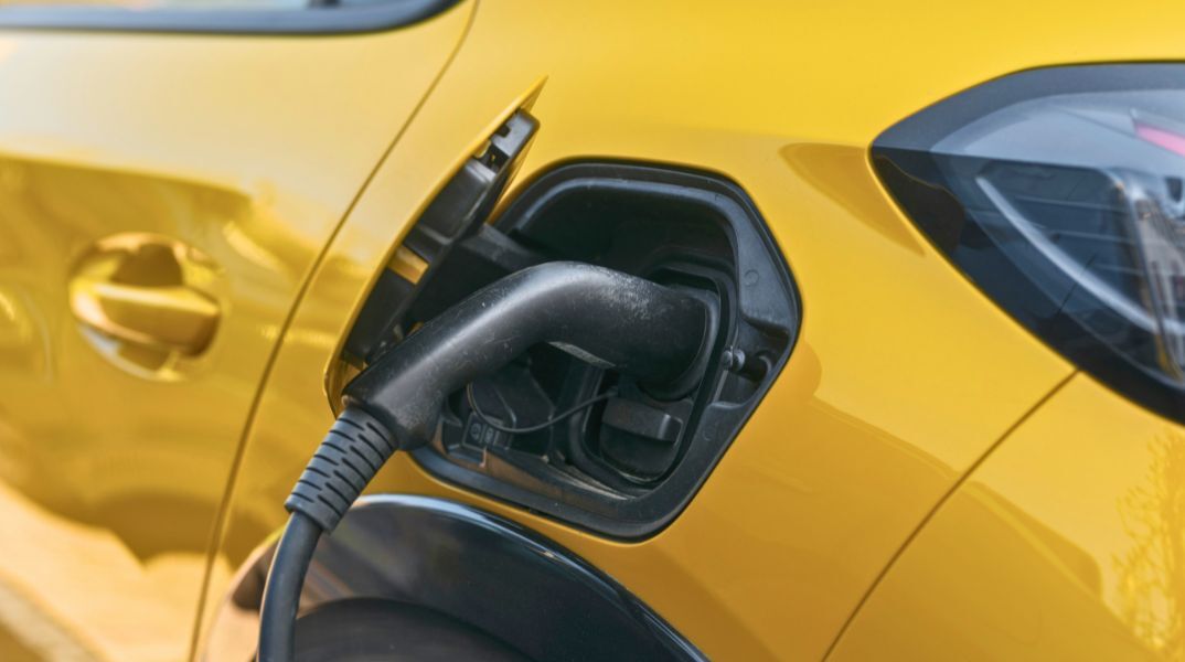 Τα κυβερνητικά εμπόδια στην ηλεκτροκίνηση