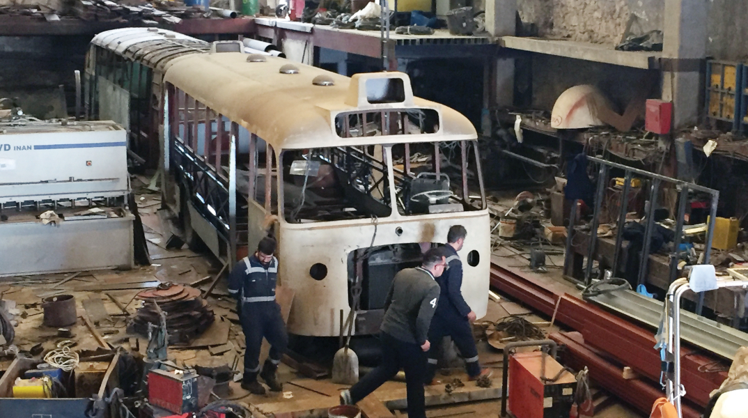 Παλιά αστικά και υπεραστικά λεωφορεία που έχουν μετατραπεί σήμερα