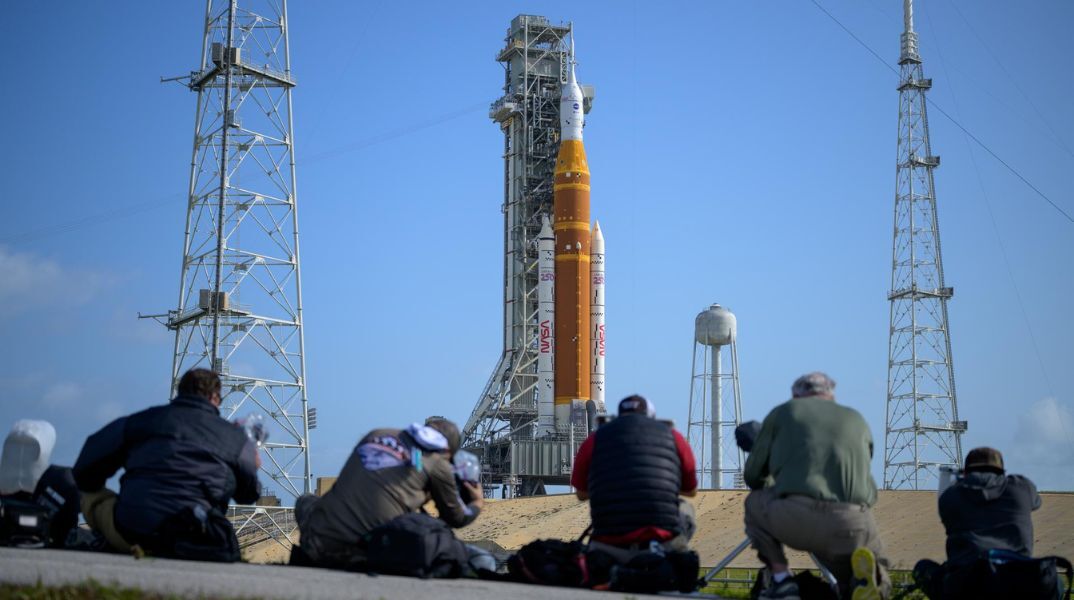 Η NASA ξεκίνησε την αντίστροφη μέτρηση για την αποστολή Artemis II - Τέσσερις αστροναύτες θα ταξιδέψουν γύρω από τη Σελήνη, με εκτόξευση στις 1-2 Απριλίου.