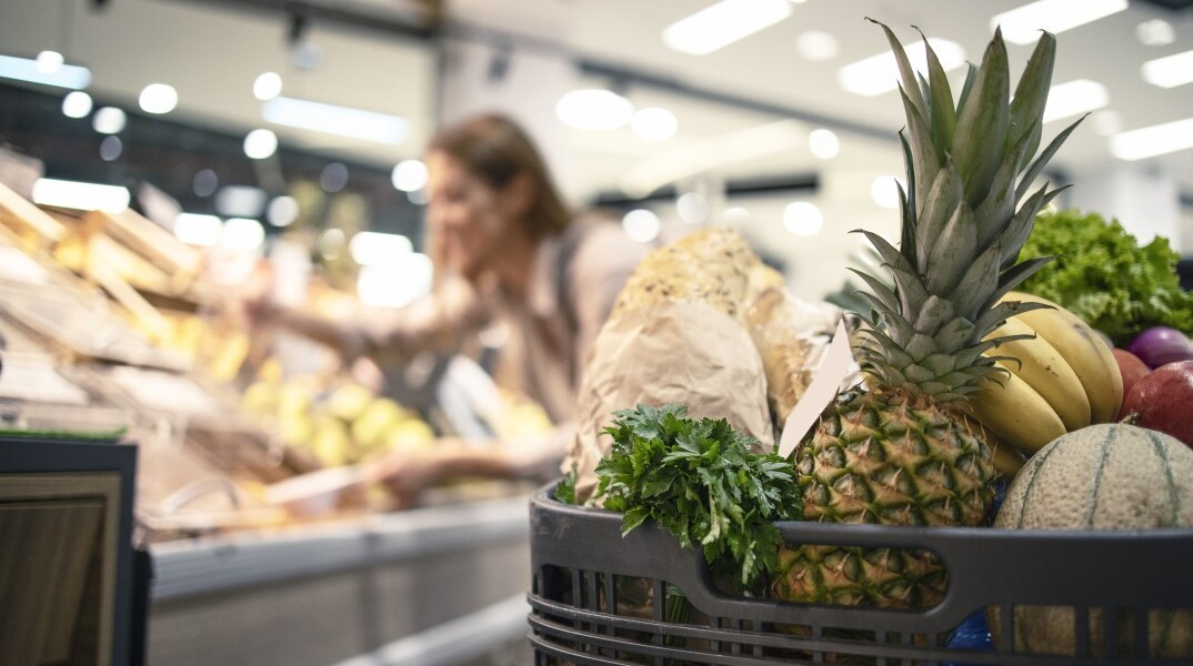 Αγορά τροφίμων στα σούπερ μάρκετ