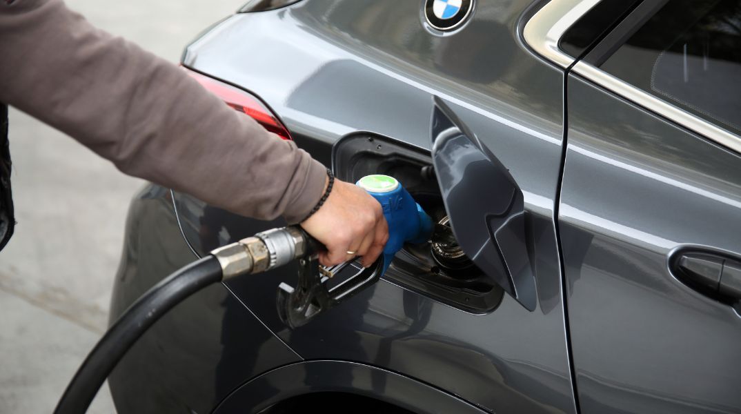 Υπέρβαση πλαφόν στα καύσιμα σε πρατήρια Αττικής και Ρόδου - Η Αρχή Προστασίας Καταναλωτή επέβαλε πρόστιμα 105.000€ - Στη Ρόδο το 50% των ελεγθέντων παρανομούσε