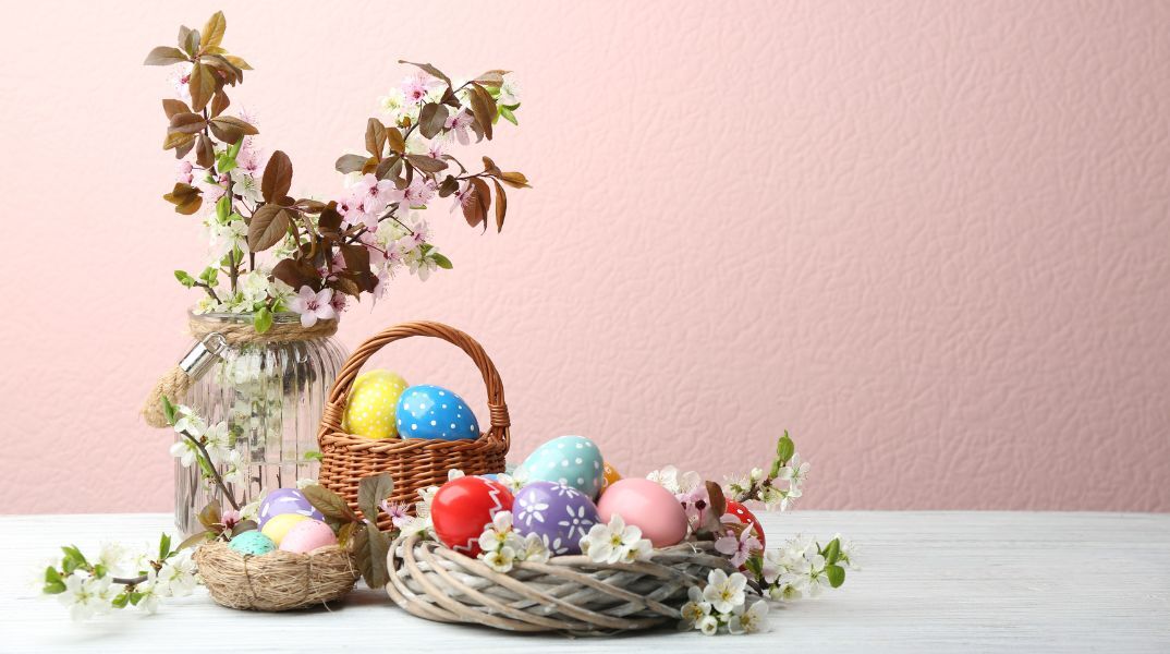 Ποιοι γιορτάζουν σήμερα, Κυριακή του Πάσχα 12 Απριλίου 2026; Το εορτολόγιο της Athens Voice σου τους θυμίζει. Μην ξεχάσεις να τους δώσεις τις καλύτερες ευχές σου!