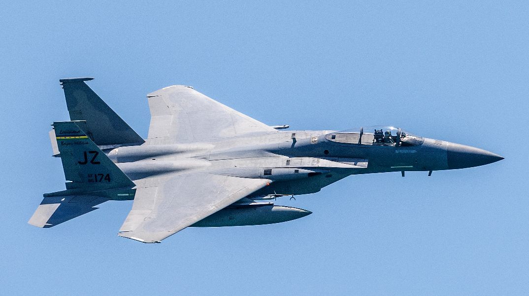 Διασώθηκε από κομάντος των ΗΠΑ ο αγνοούμενος πιλότος του F-15 που είχε πέσει στο Ιράν 