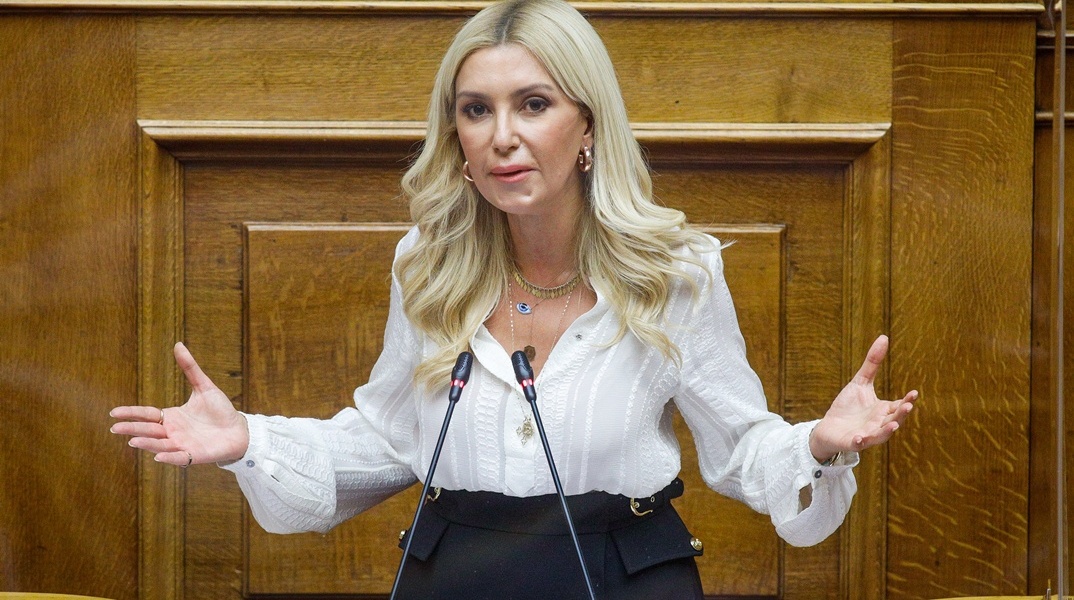 Τηλεφώνημα για βόμβα στο πολιτικό γραφείο της Φωτεινής Αραμπατζή στις Σέρρες