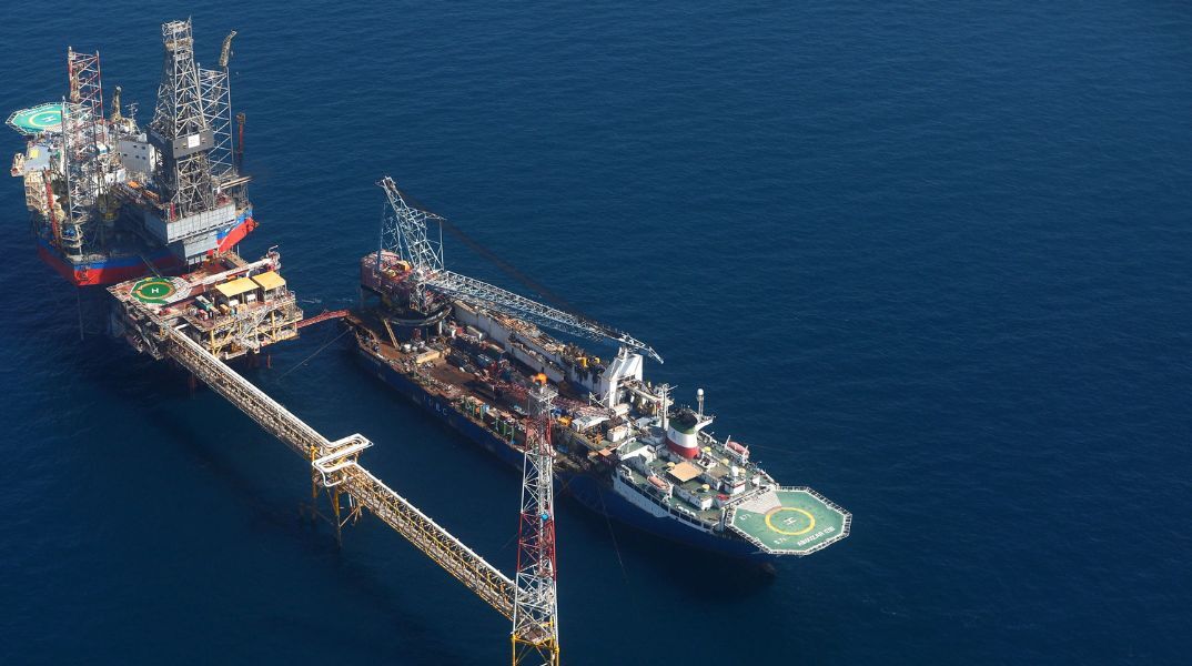 Ισραηλινά πλήγματα σε πετροχημική μονάδα του Ιράν - Απειλούνται οι διαπραγματεύσεις για κατάπαυση πυρός - Φόβοι για νέα ανάφλεξη.