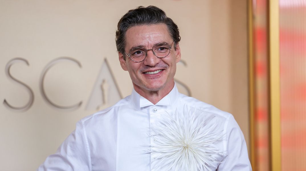 Πρώτη ματιά στον Πέδρο Πασκάλ στο De Noche του Τοντ Χέινς - Μια έντονη queer ιστορία αγάπης και μυστηρίου που διαδραματίζεται στα 30s - Γυρίσματα στο Μεξικό.