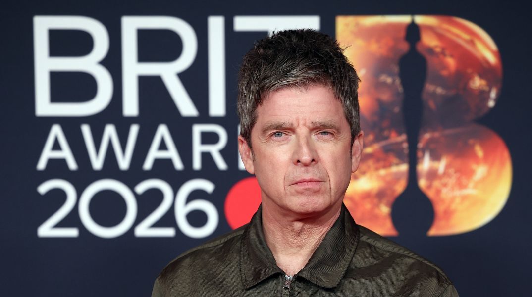 Ο οίκος Sotheby’s δημοπρατεί την κιθάρα του Νόελ Γκάλαχερ που χρησιμοποιήθηκε για το δεύτερο άλμπουμ των Oasis - Η τιμή εκκίνησης αγγίζει τα 80.000 δολάρια.