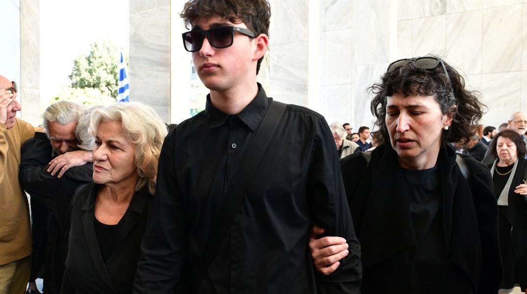 Θεανώ Φωτίου, Δημήτρης Ρίζος