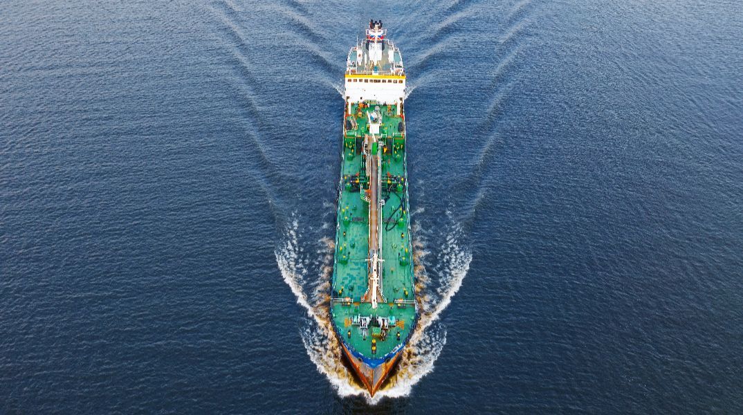 Ιράν: Εως 15 πλοία την ημέρα θα περνούν από τα Στενά του Ορμούζ