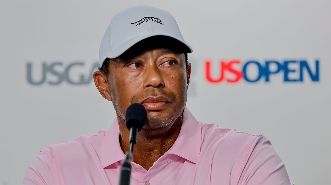 Εισαγγελική έρευνα για τα φάρμακα του Τάιγκερ Γουντς μετά τη σύλληψή του στη Φλόριντα - Ο ίδιος δηλώνει αθώος και αποσύρεται για να λάβει θεραπεία.
