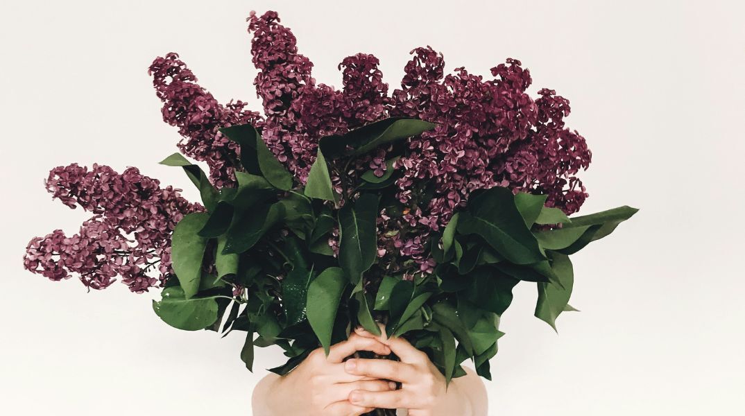 Ποιοι γιορτάζουν σήμερα 11 Απριλίου 2026; Το εορτολόγιο της Athens Voice σου τους θυμίζει. Μην ξεχάσεις να τους δώσεις τις καλύτερες ευχές σου!