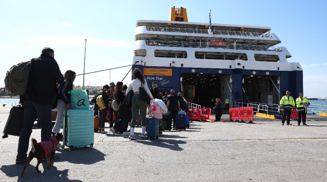 Πάσχα 2026: Όπου φύγει, φύγει οι Αθηναίοι -  320.000 οχήματα έφυγαν σε δύο ημέρες 