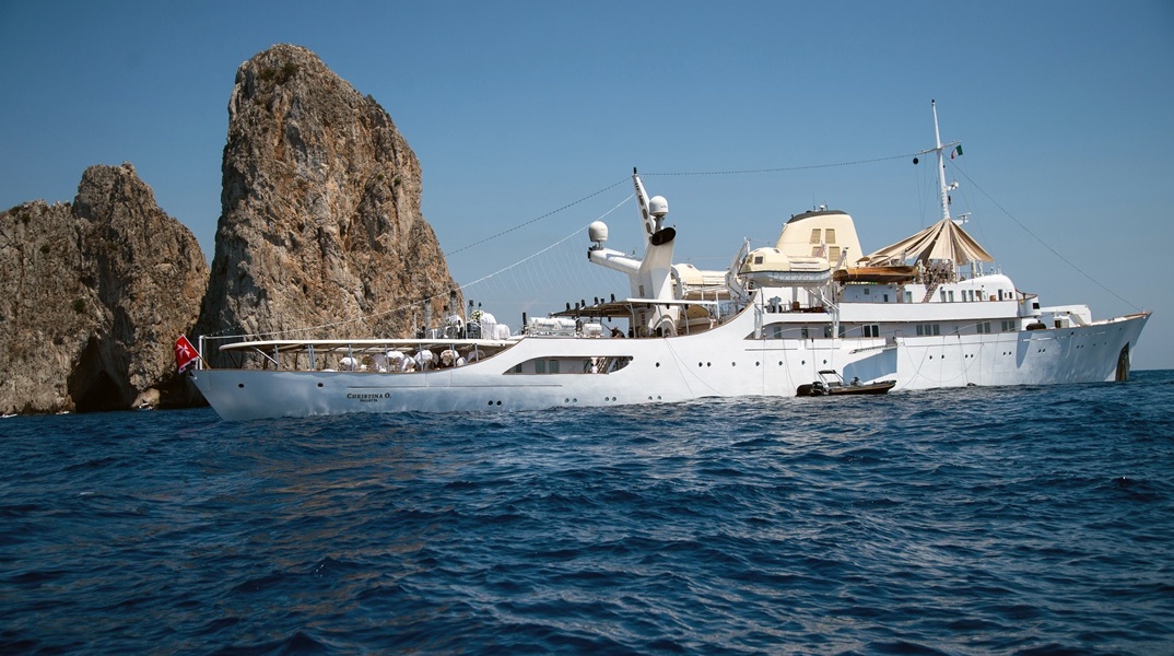 Θαλαμηγός «Christina O» 