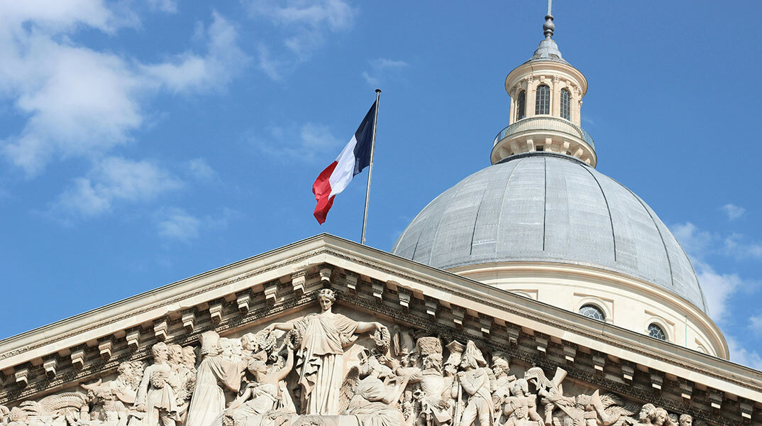 Πόσο πιστεύουν οι Γάλλοι στη Δημοκρατία;