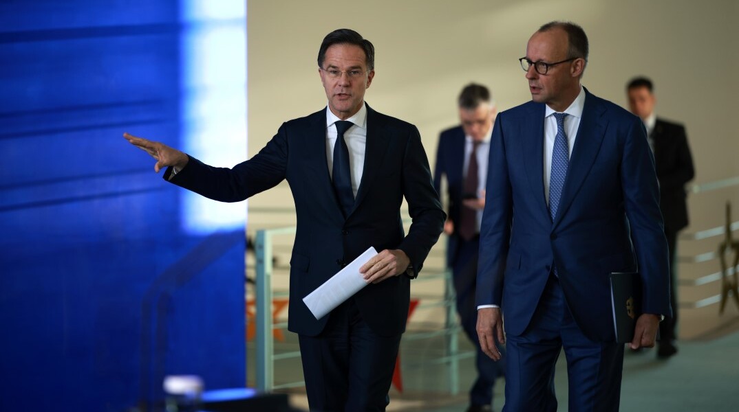 Μαρκ Ρούτε και Φρίντριχ Μερτς