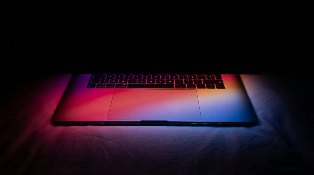  Συνελήφθη 46χρονος με εκατοντάδες χιλιάδες αρχεία πορνογραφίας ανηλίκων -  Πώς τον εντόπισε ΕΛ.ΑΣ και Europol