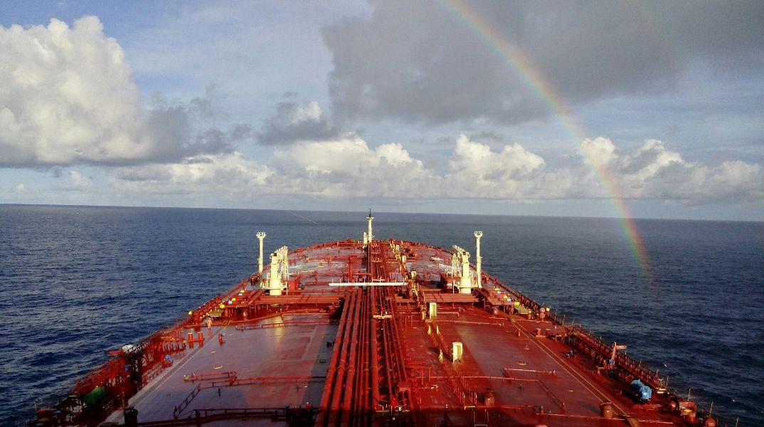 Το Ιράν ανοίγει πλήρως τα Στενά του Ορμούζ για όλα τα εμπορικά πλοία κατά την εκεχειρία