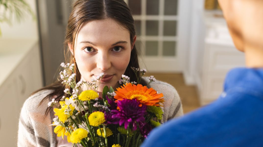 Ποιοι γιορτάζουν σήμερα 26 Απριλίου 2026; Το εορτολόγιο της Athens Voice σου τους θυμίζει. Μην ξεχάσεις να τους δώσεις τις καλύτερες ευχές σου!