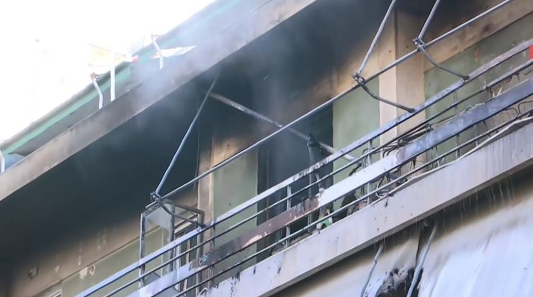 Καμένο σπίτι 