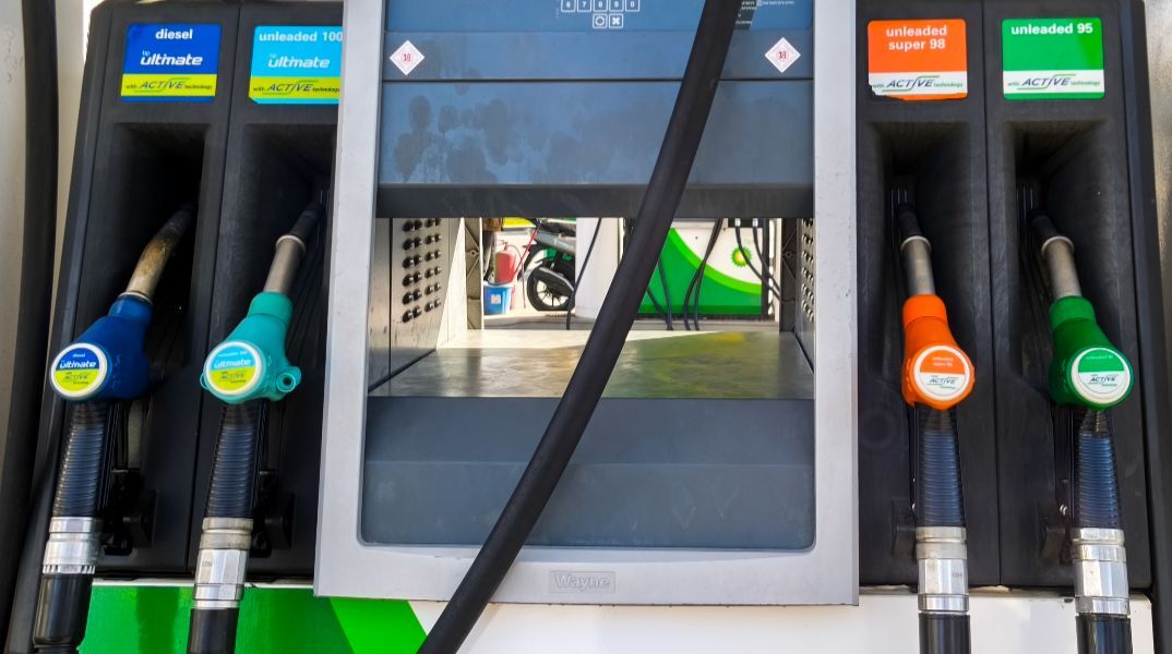 Πρόεδρος βενζινοπωλών Αττικής: Σε 5 μέρες θα δούμε άνοδο και πάλι στις τιμές του πετρελαίου