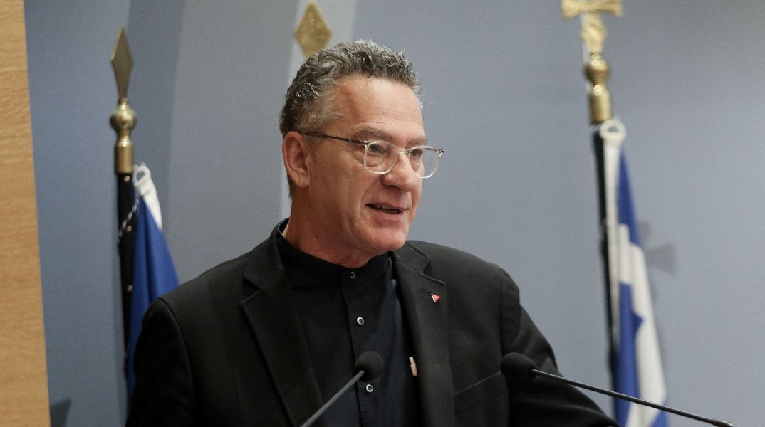 Αρβανίτης: Οι εκλογές του 2023 ήταν πειραγμένες - Πώς η Κρήτη από πρασινοκόκκινη έγινε μπλε;