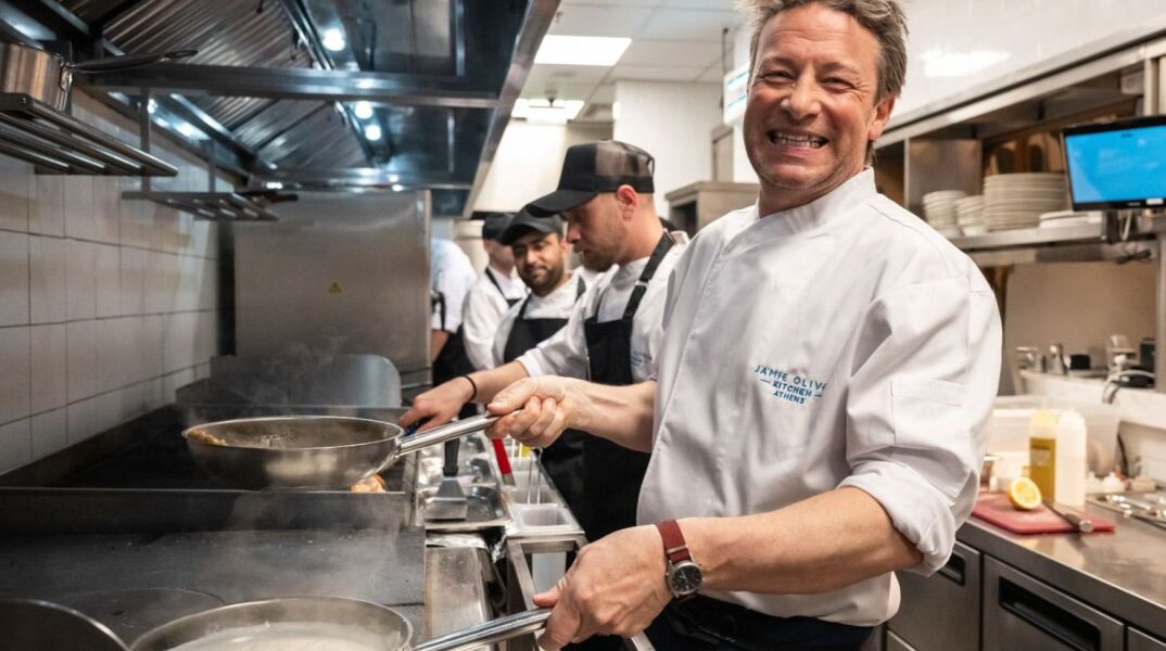 O Jamie Oliver τρελαίνεται για μαλακή φέτα!