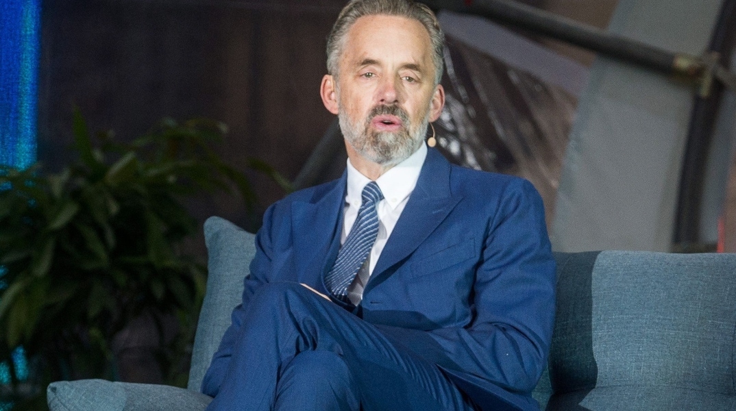 Δύσκολες ώρες για τον αμφιλεγόμενο σούπερ σταρ ψυχολόγο, Τζόρνταν Πίτερσον