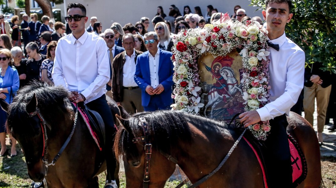 Τα έθιμα του Αγίου Γεωργίου ανά την Ελλάδα: Καβαλάρηδες, περιφορά της εικόνας και αυγομαχίες