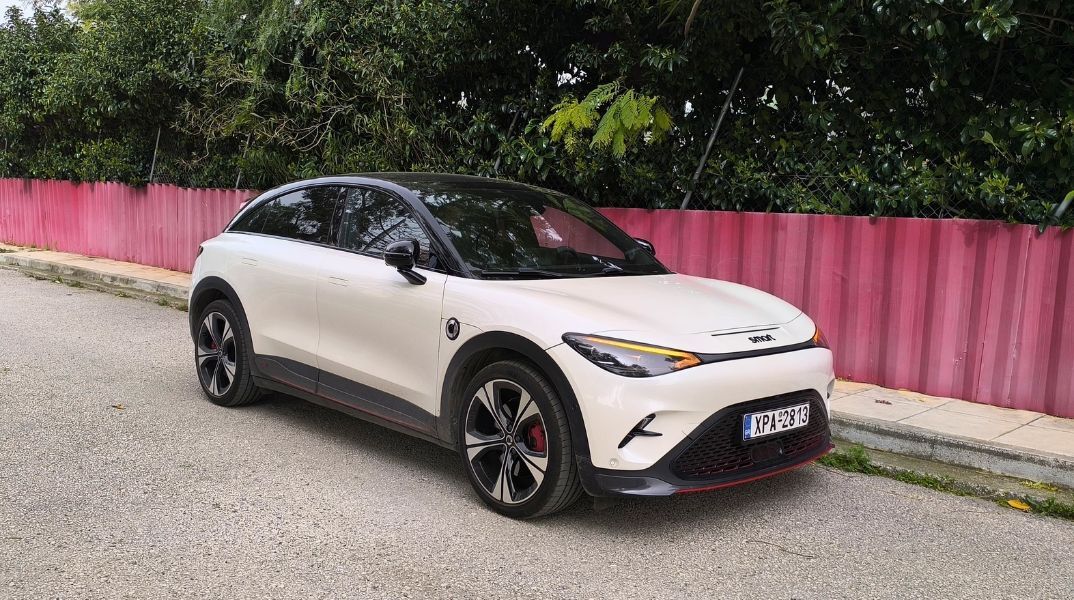 Οδηγούμε το smart #3 στην έκδοση Brabus που εντυπωσιάζει με την αυτονομία και την επιτάχυνση 