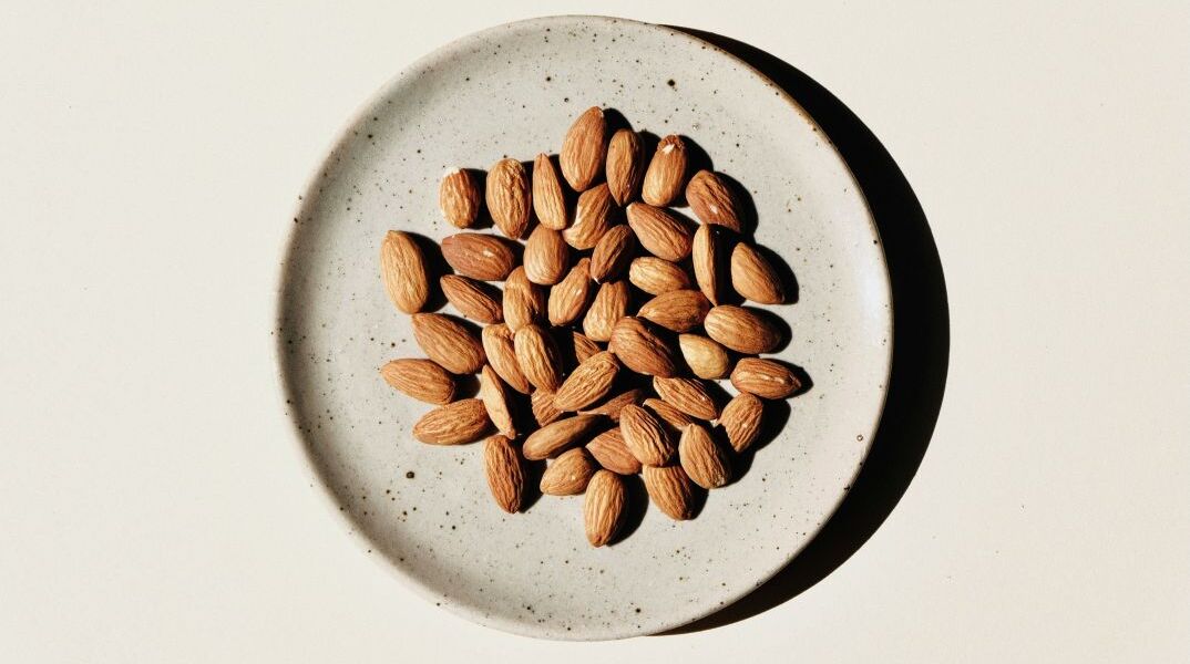 Αμύγδαλα, μια νόστιμη και ευχάριστη υπερτροφή
