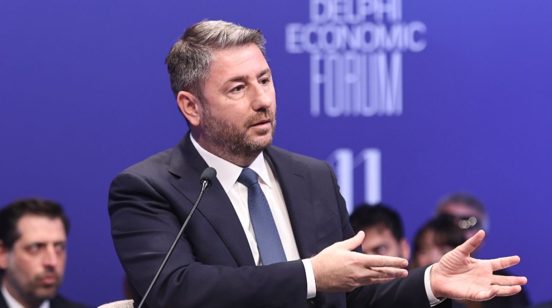 Ανδρουλάκης από Δελφούς: Βουτηγμένη στη διαφθορά η ΝΔ, θα δούμε ποια κόμματα συμφωνούν με το πρόγραμμά μας