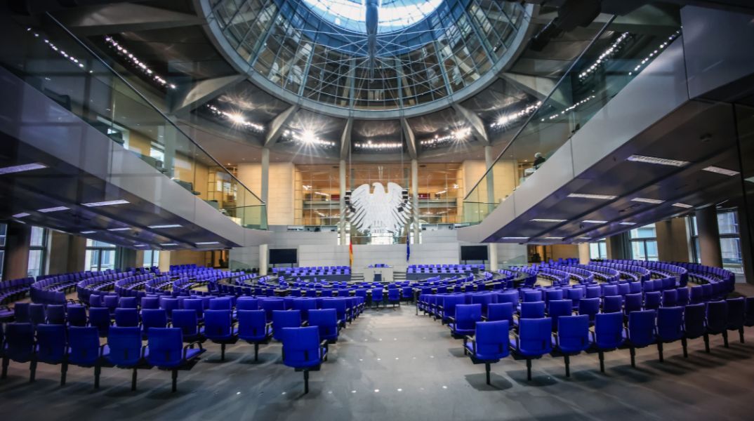 Επίθεση phishing μέσω Signal στη Γερμανία στοχοποίησε δεκάδες αξιωματούχους, ανάμεσά τους και την πρόεδρο της Μπούντεσταγκ 