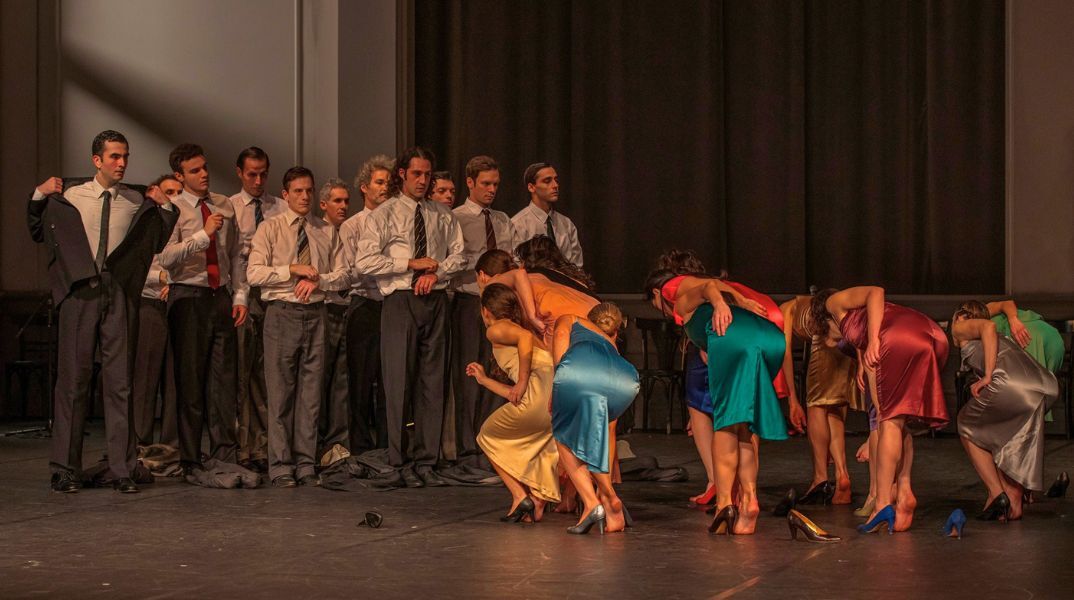 Kontakthof: Η ανθρώπινη επαφή στο επίκεντρο του έργου της Πίνα Μπάους