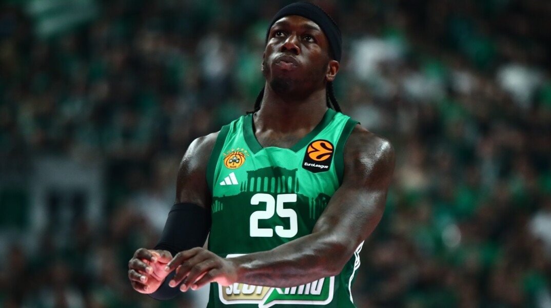 Ναν για το επόμενο τατουάζ του: Θα έκανα ένα τριφύλλι, σαν το λογότυπο του Παναθηναϊκού, μαζί με ένα τρόπαιο